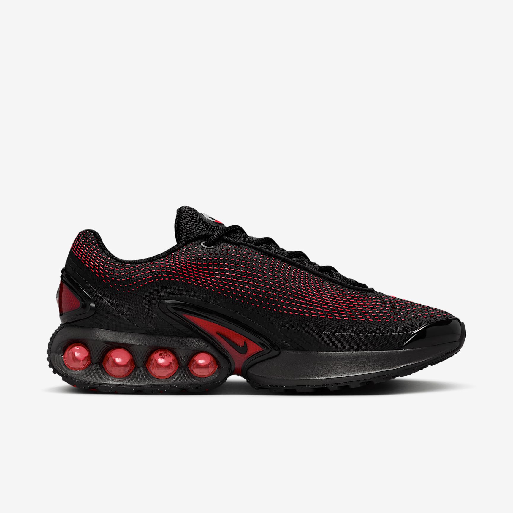Nike Men's Air Max Dn Essentia - đánh giá và giá Men Shoes Myntra